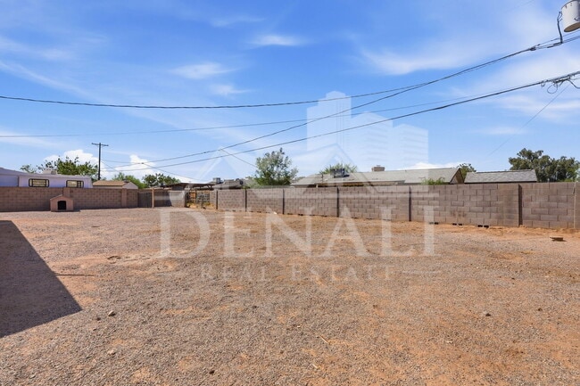 Building Photo - 11540 E Elton Ave