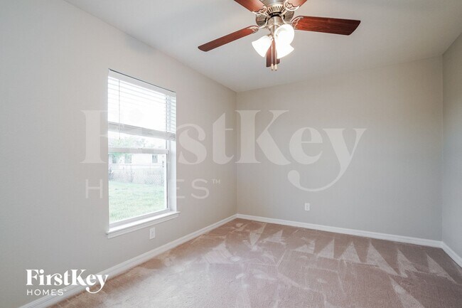 Building Photo - 1114 SW 40th Terrace