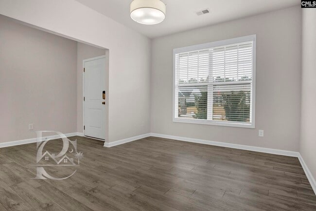 Building Photo - 807 Spring Cress Dr