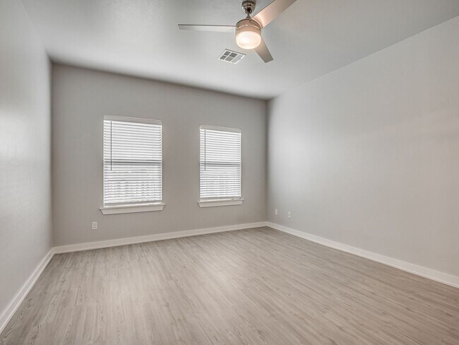 Building Photo - Beautiful New Construction Home in Edmond