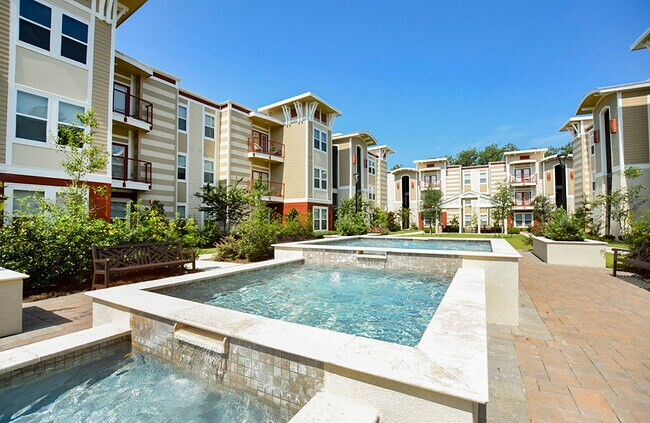 Building Photo - Artesia