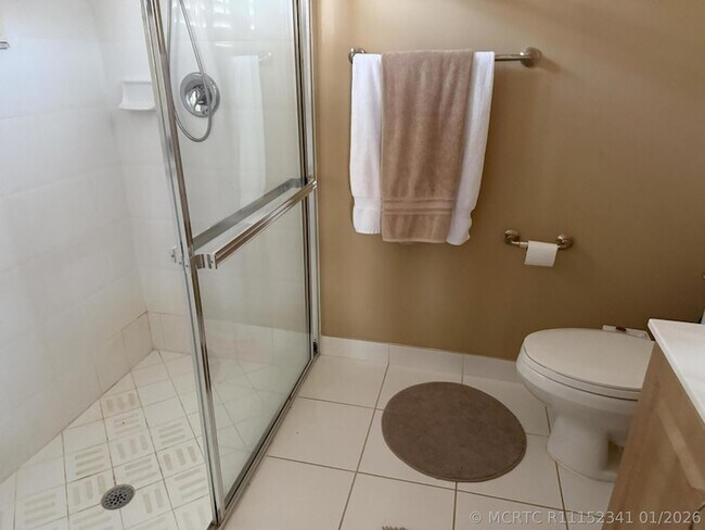 Building Photo - 328 W Coral Trace Cir