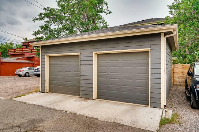 Building Photo - 534 S Lincoln St