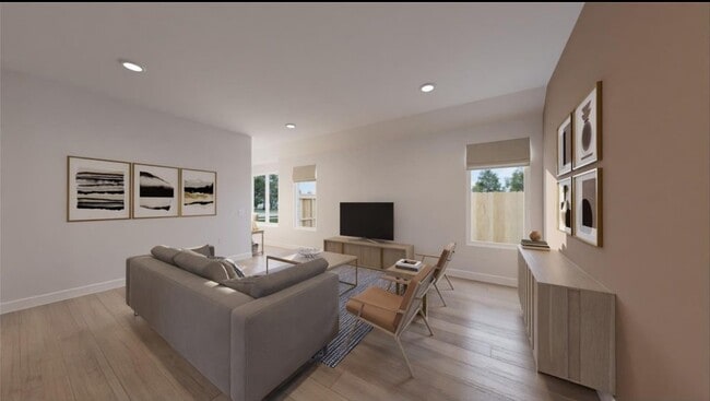 Building Photo - 5815 Linda Cv Ln