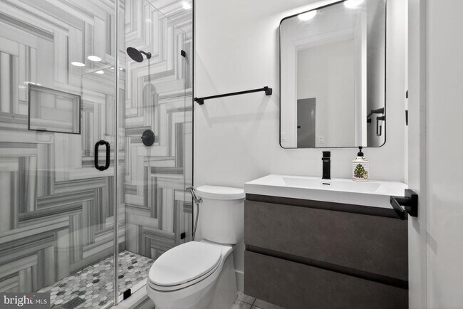 Building Photo - 1808 S St NW