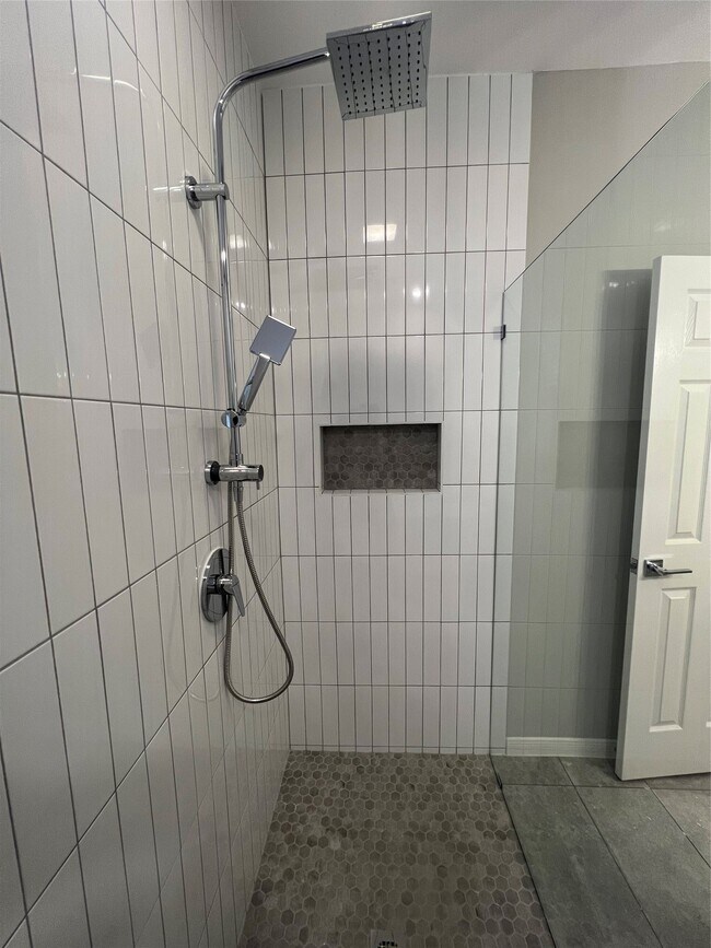 Building Photo - 1516 Park St