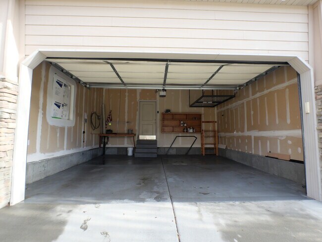 Building Photo - 7552 Lexi Loop