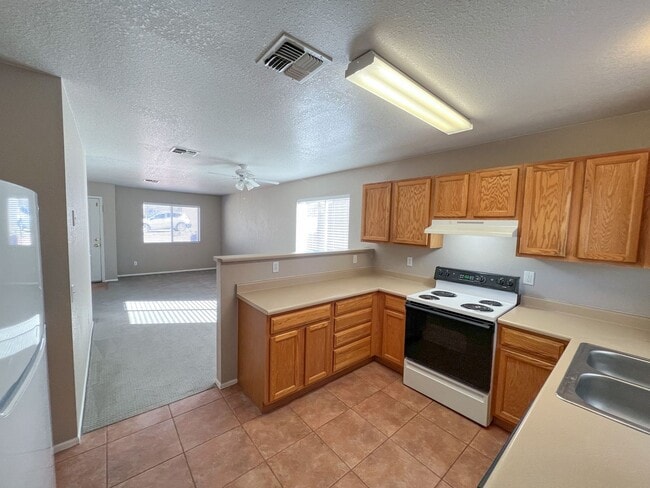 Building Photo - DUPLEX APARTMENT - RIMROCK/LAKE MONTEZUMA