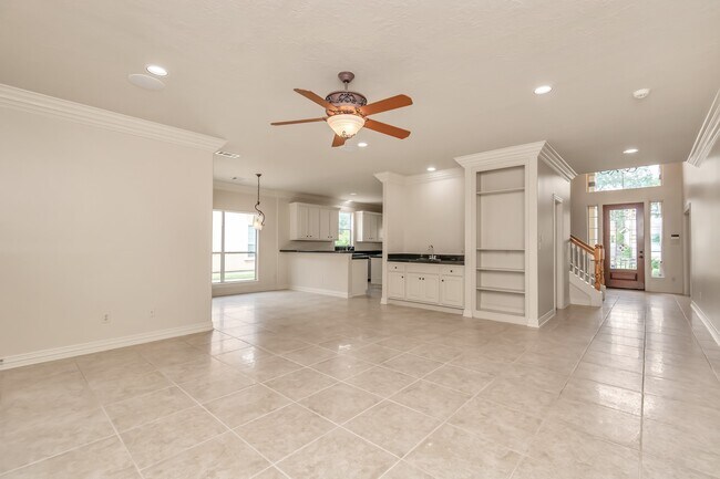 Building Photo - 14207 Jade Cove Dr
