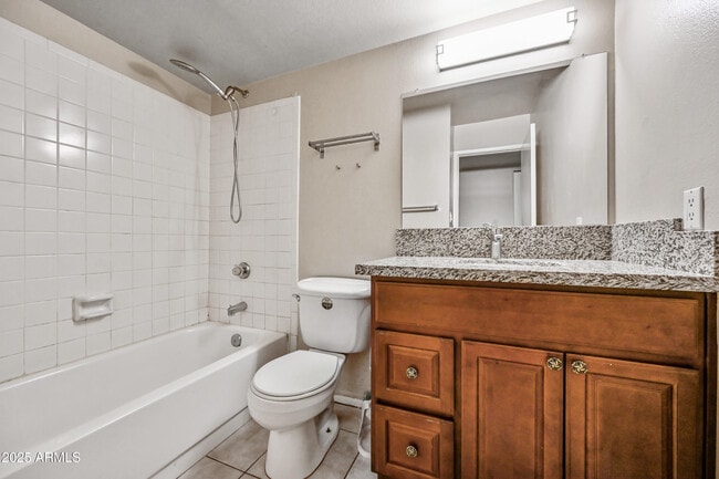 Building Photo - 7725 E Rovey Ave