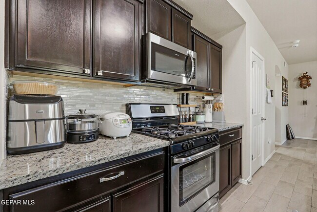 Building Photo - 14805 Ava Leigh