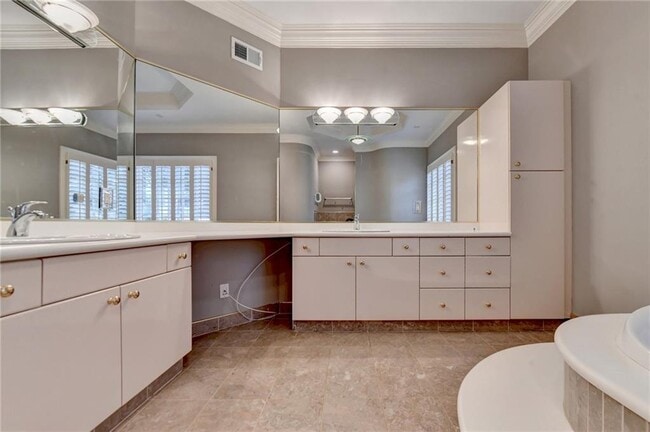 Building Photo - 3871 River Mansion Dr NW