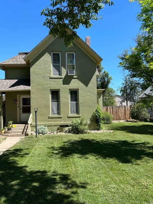 Building Photo - 1423 11th St