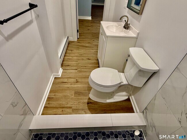 Building Photo - 85 Avery St