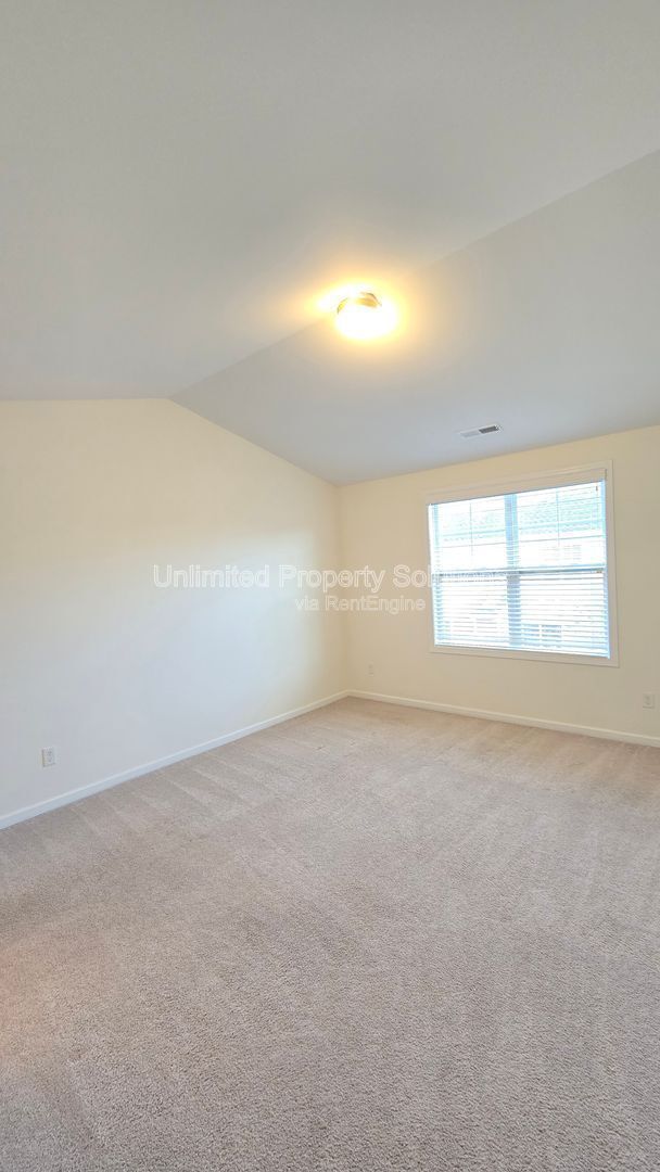 Building Photo - 4643 Andros Ln