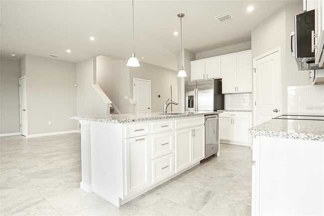 Building Photo - 1892 Basenji Dr