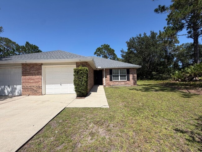 Building Photo - Comfort, Convenience & a Fresh Start in Palm Coast!