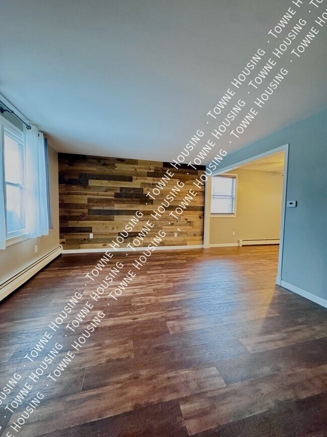 Building Photo - 757 Remington Dr