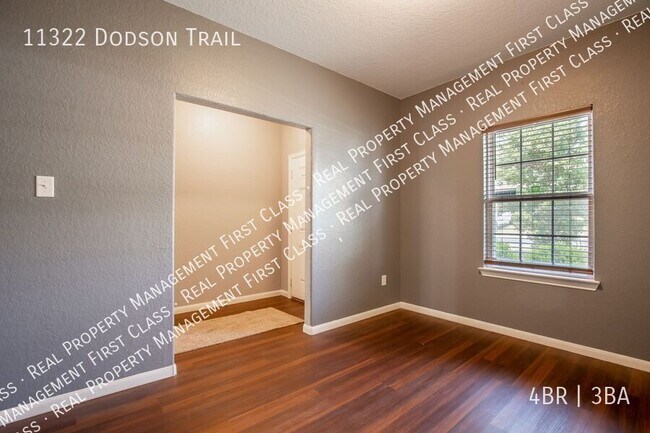 Building Photo - 11322 Dodson tr