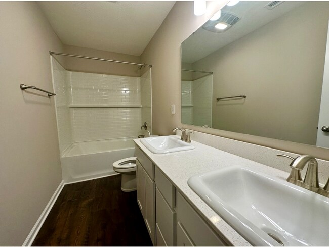 Building Photo - 5344 Orwell Ct