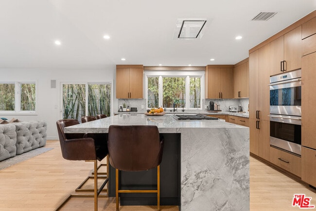 Building Photo - 3355 Alana Dr