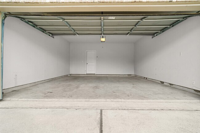 Building Photo - 3302 Atascocita Vale Dr