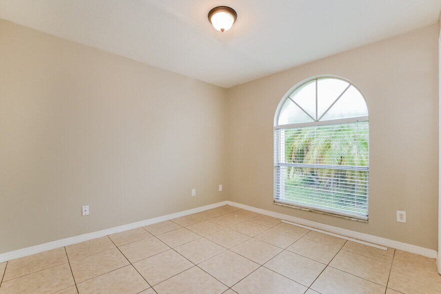 Building Photo - 2417 Ginger Mill Blvd