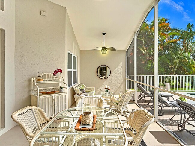Building Photo - 2788 Hampton Cir W