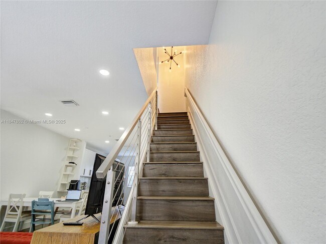 Building Photo - 5630 NW 114th Path