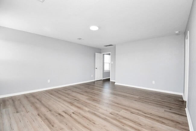 Building Photo - 6738 Beck Canyon Dr