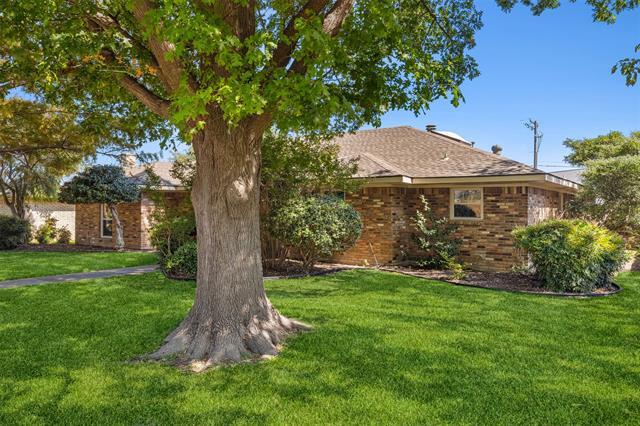 Building Photo - 3008 Kirby Dr