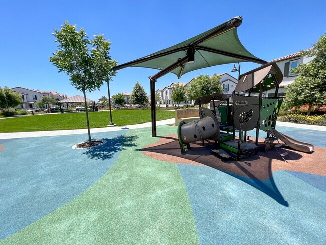 Building Photo - 2 bedroom Condo with a LOFT located in Menifee!