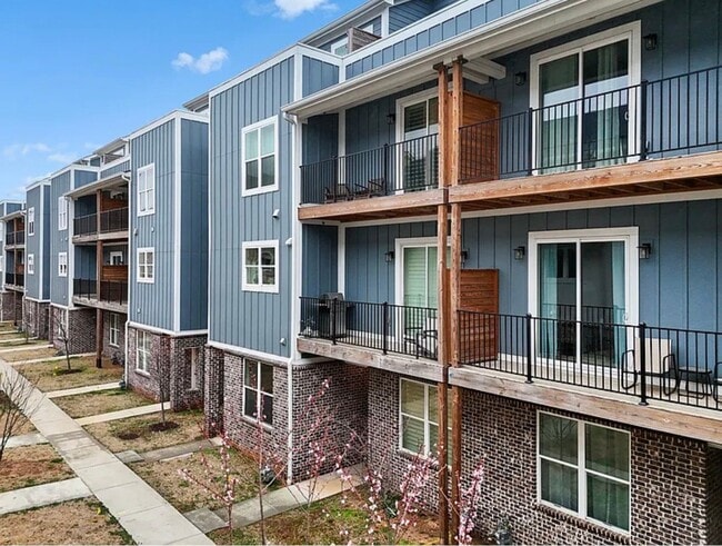 Building Photo - 1027 Montague Pl