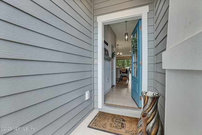 Building Photo - 124 Pine Bluff Dr