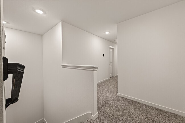 Building Photo - 3538 Lovebird Ln