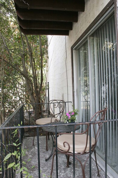 PRIVATE BALCONY - 200 Arbor Dr