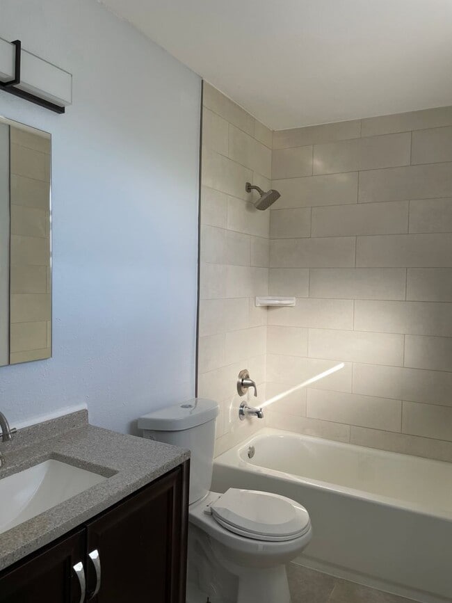 Building Photo - 3/2 Pool Home for Rent