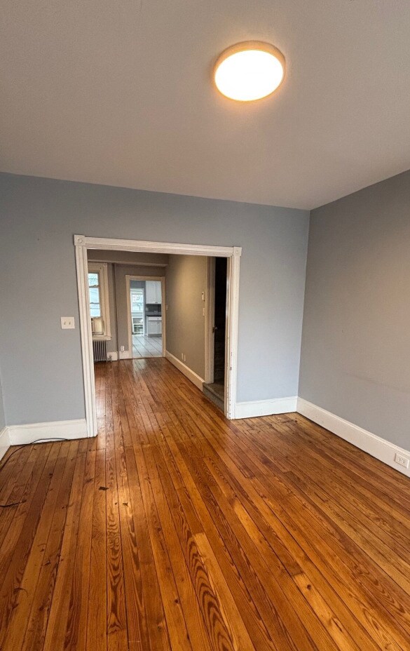 Building Photo - 44 Spruce St