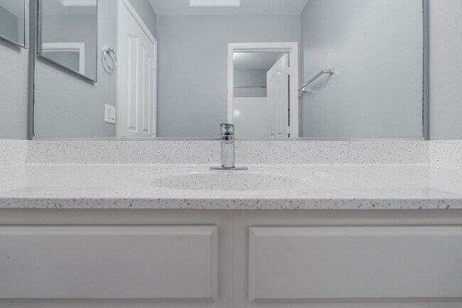 Building Photo - $3,500 For Lease Starting June 1, 2026 4 beds-2.5 Baths 2,421 Sq. Ft.  Amazing Gilbert 85298 Home...