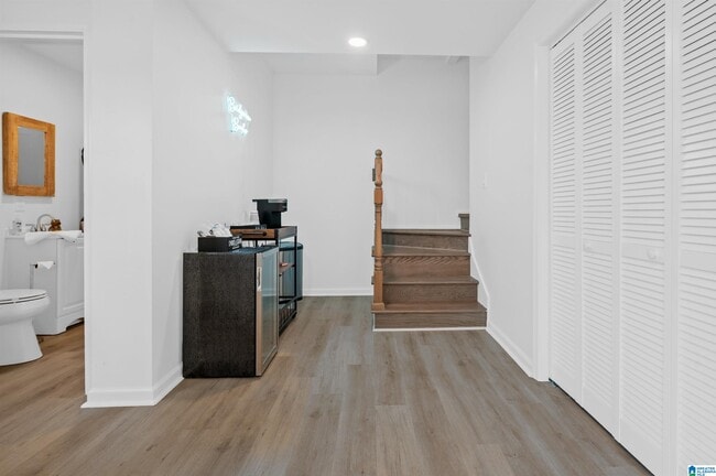 Building Photo - 346 Bridgeview Rd