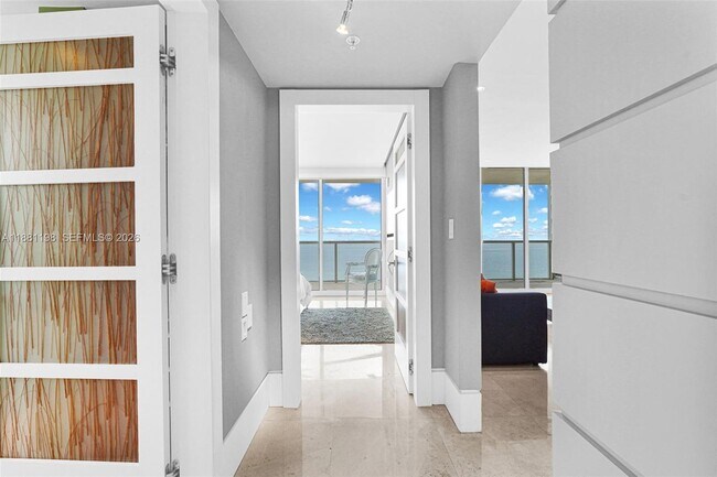 Building Photo - 16699 Collins Ave