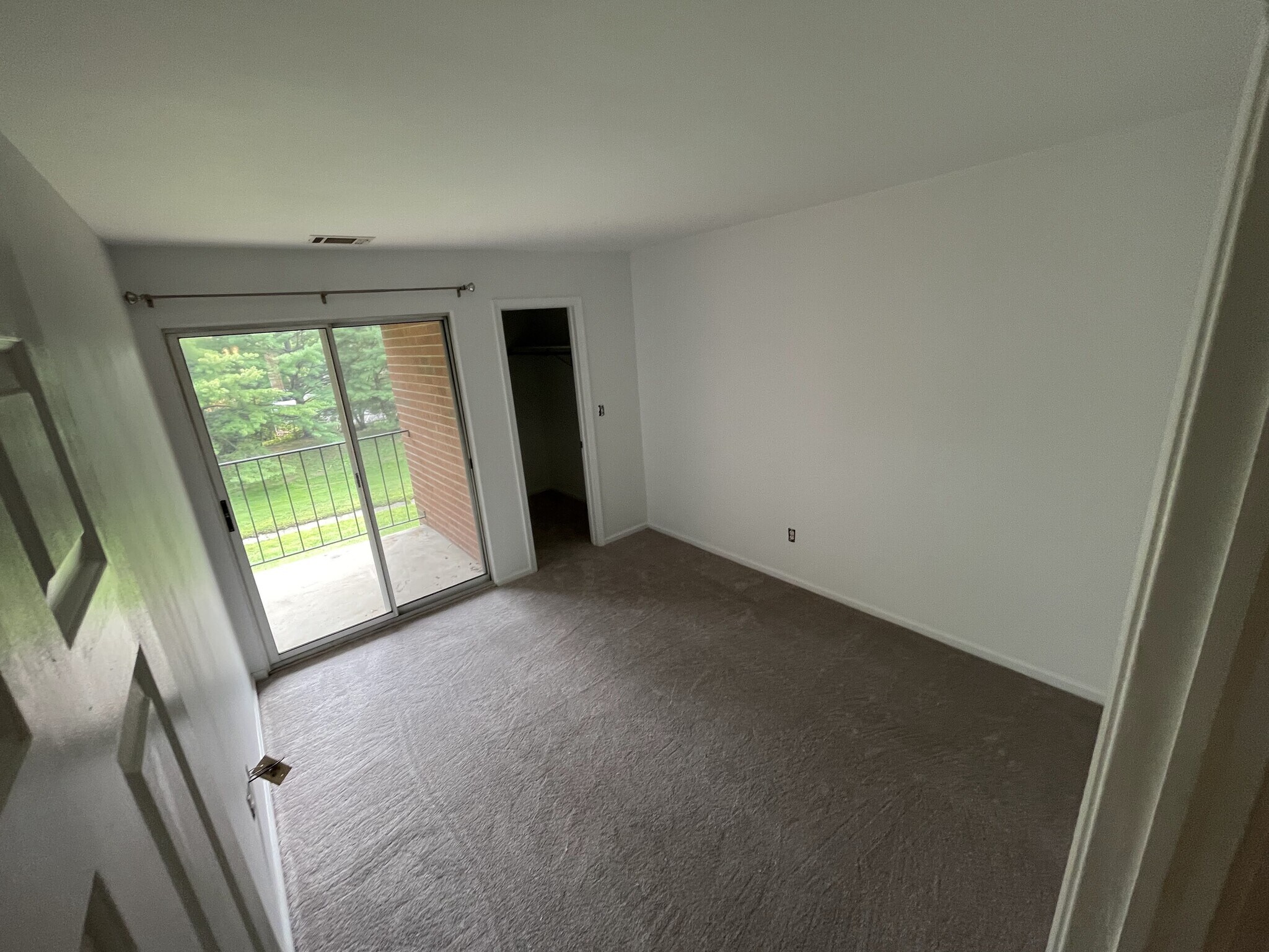 3rd Bedroom/office - 750 E Marshall St