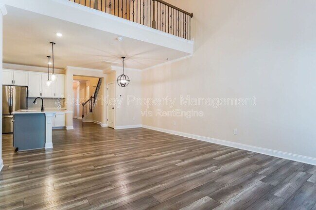 Building Photo - 616 Mount Blanc Way