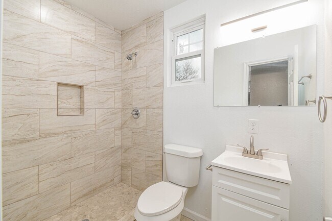 Building Photo - 3709 Gager St