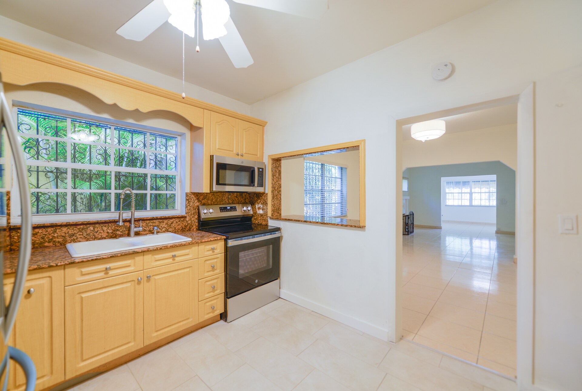 Building Photo - 1508 SW 13th Ave