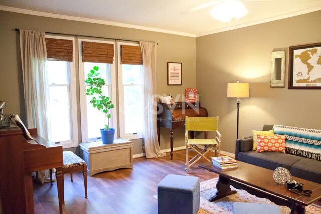 Building Photo - 662 Ridgewood Dr