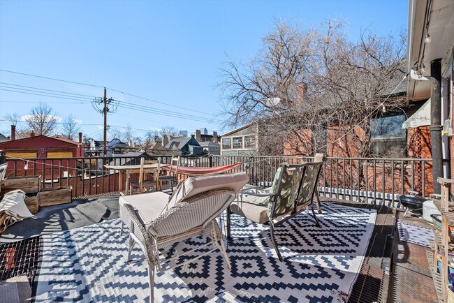 Building Photo - 1BR in Cheesman Park | Utilities Included | Balcony & Backyard Access