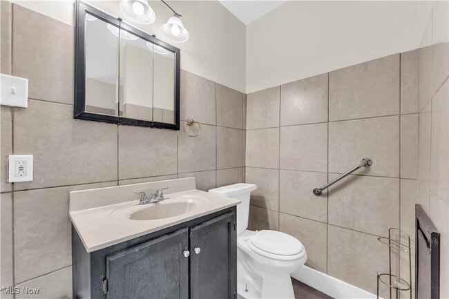 Building Photo - 3150 W 46th St