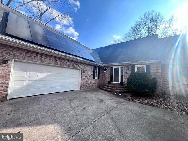 Building Photo - 3012 Cruiser Dr