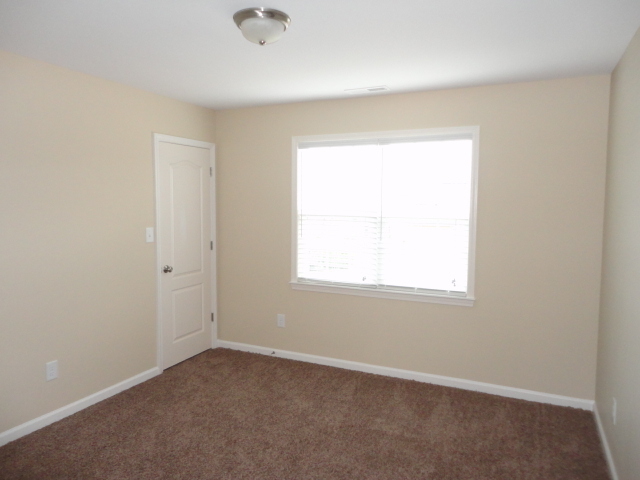 Building Photo - 407 Joneshaven Drive